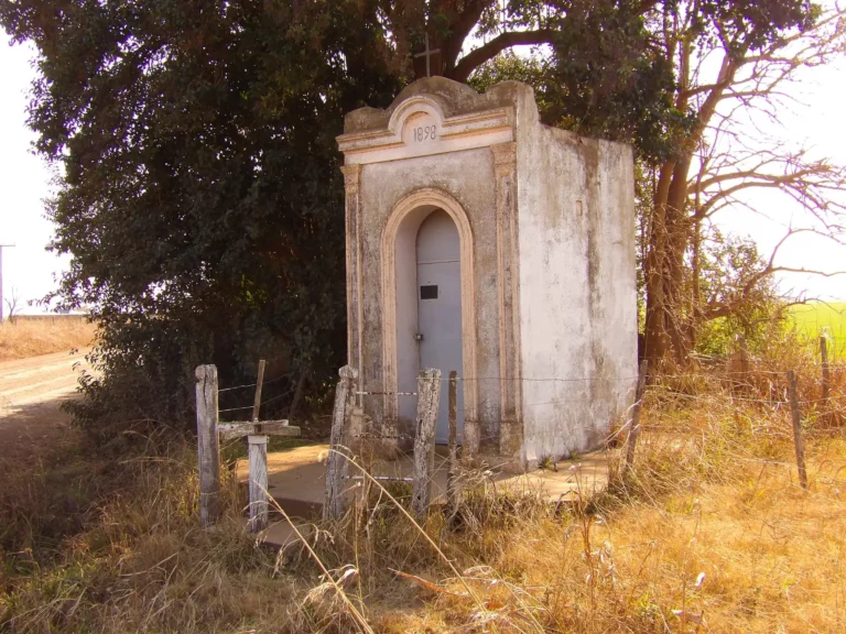 Capilla rural Vascheto, monumento al amor.