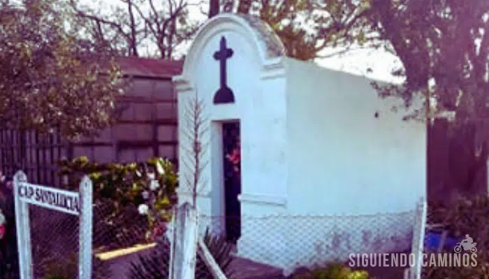 Capilla milagrosa santa lucia, traill, santa fe