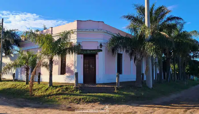 Almacen-pelicula-de-sandro-coronda-siguiendo-caminos