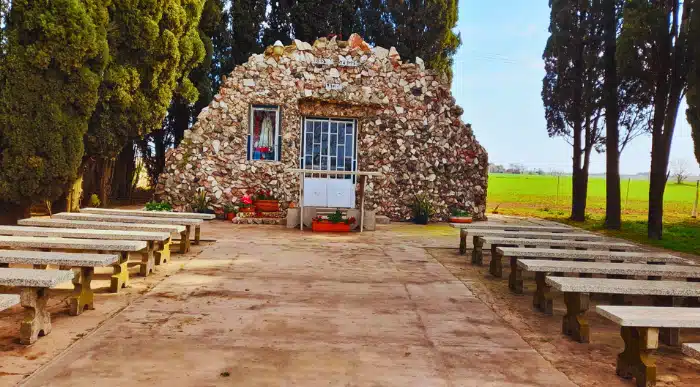 Gruta nuestra señora de Fatima, Colonia Rivadavia, Sasnta Fe, siguiendo caminos