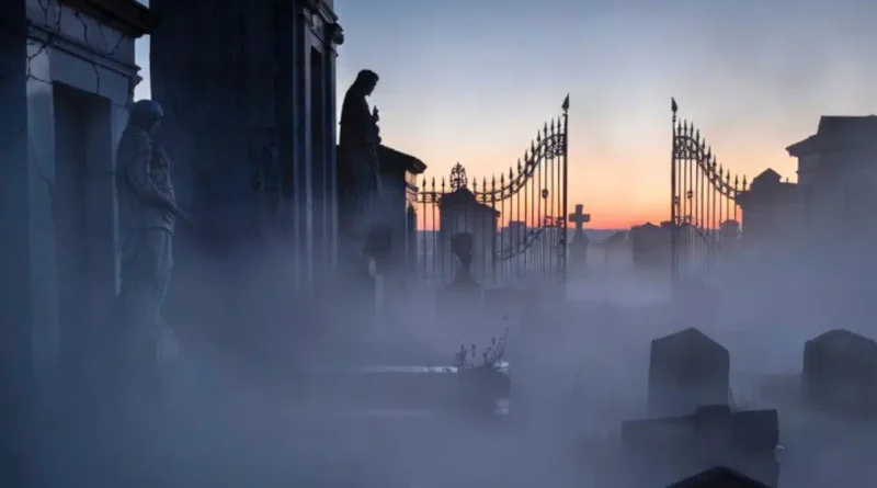 Secretos de Cementerios, el nuevo libro digital de Rafael Theller, el motoviajero creador de siguiendo caminos