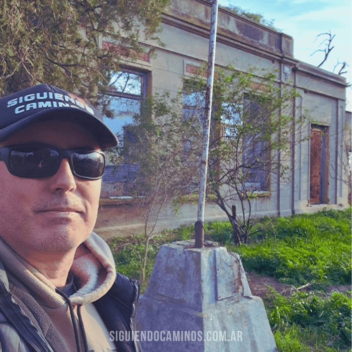 Rafael Theller, en la escuela rural Rinaldi en Irigoyen Santa Fe, Siguiendo Caminos